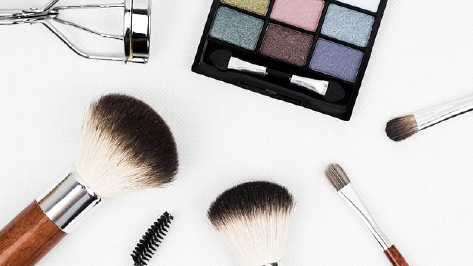 קורס איפור מקצועי57 – alonim-cosmetics.co.il