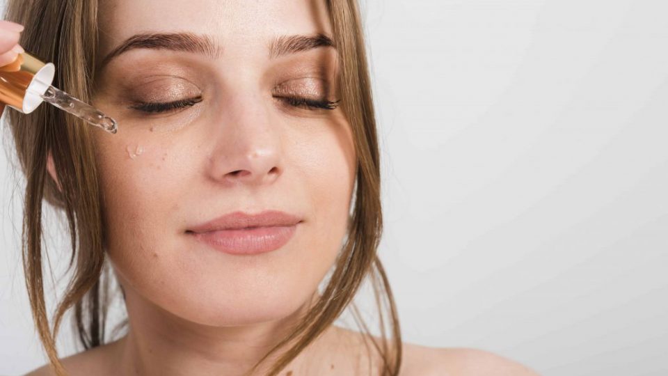 סרום לפנים – alonim-cosmetics.co.il